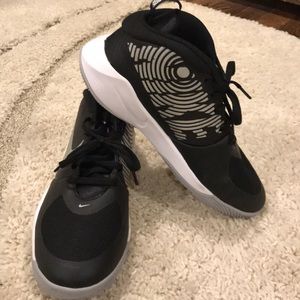 NIKE Youth Basketball shoes